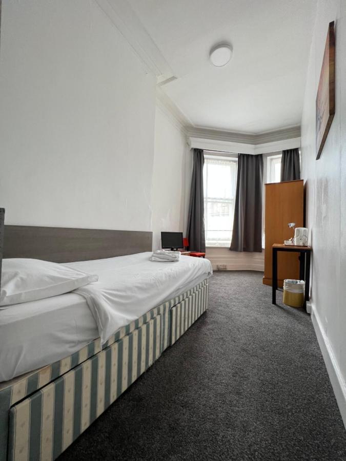 Capital One Hotel Bournemouth Exterior photo