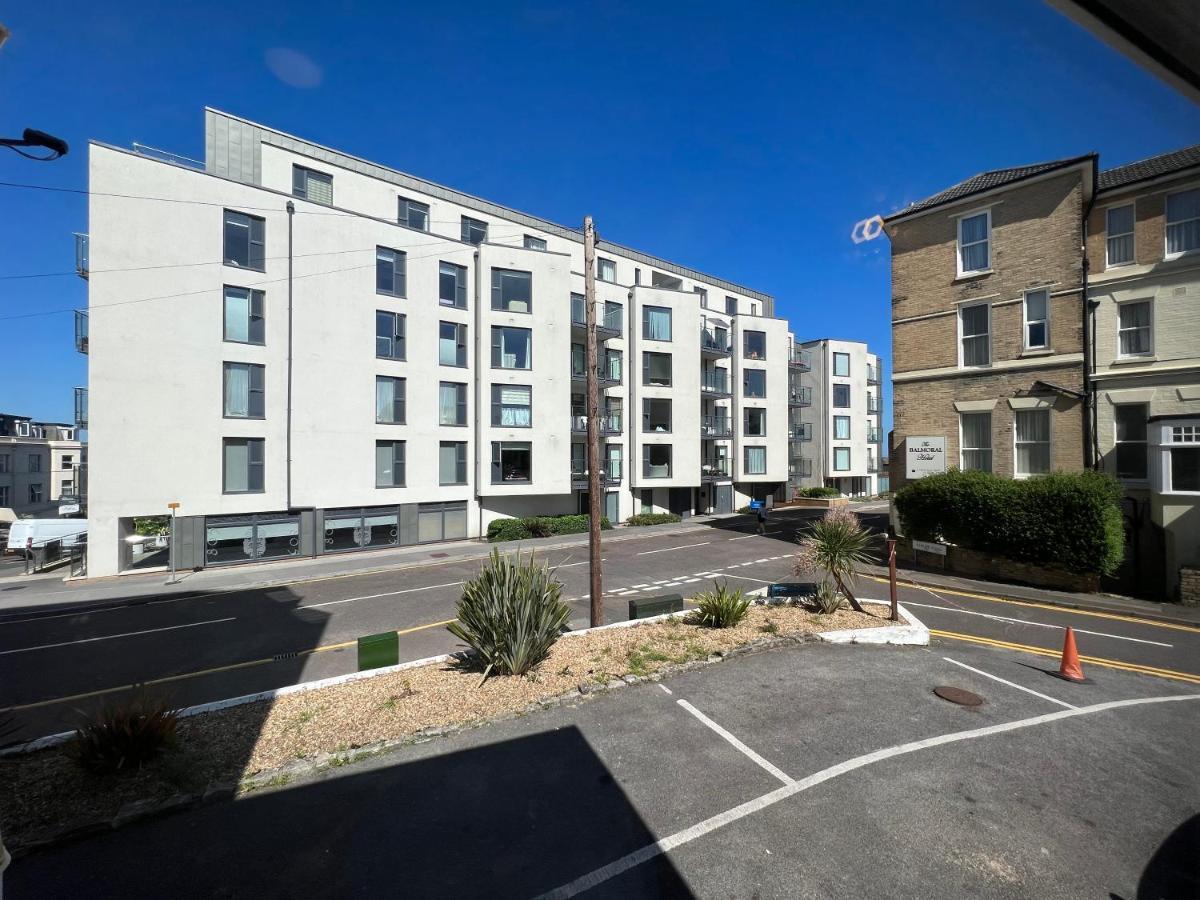 Capital One Hotel Bournemouth Exterior photo