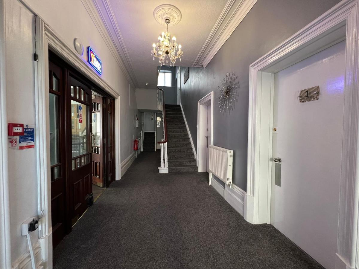 Capital One Hotel Bournemouth Exterior photo